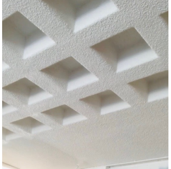 building spray painting